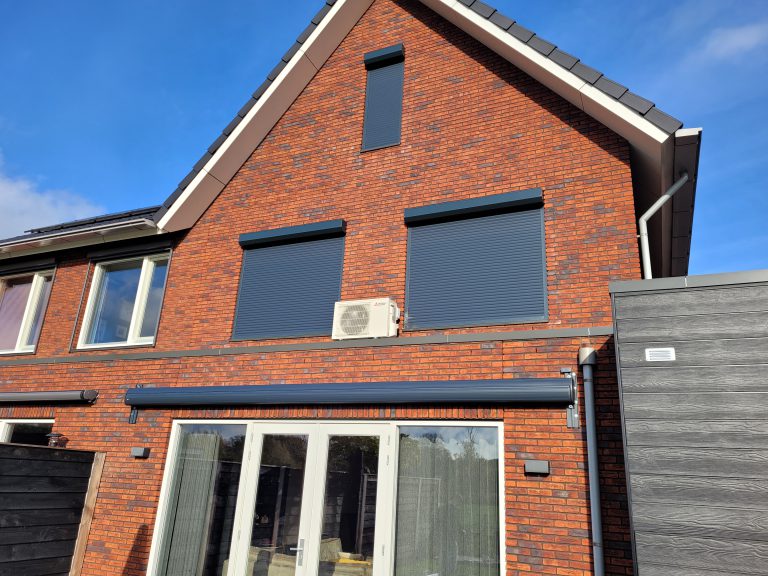 rolluiken scherpenzeel Antraciet