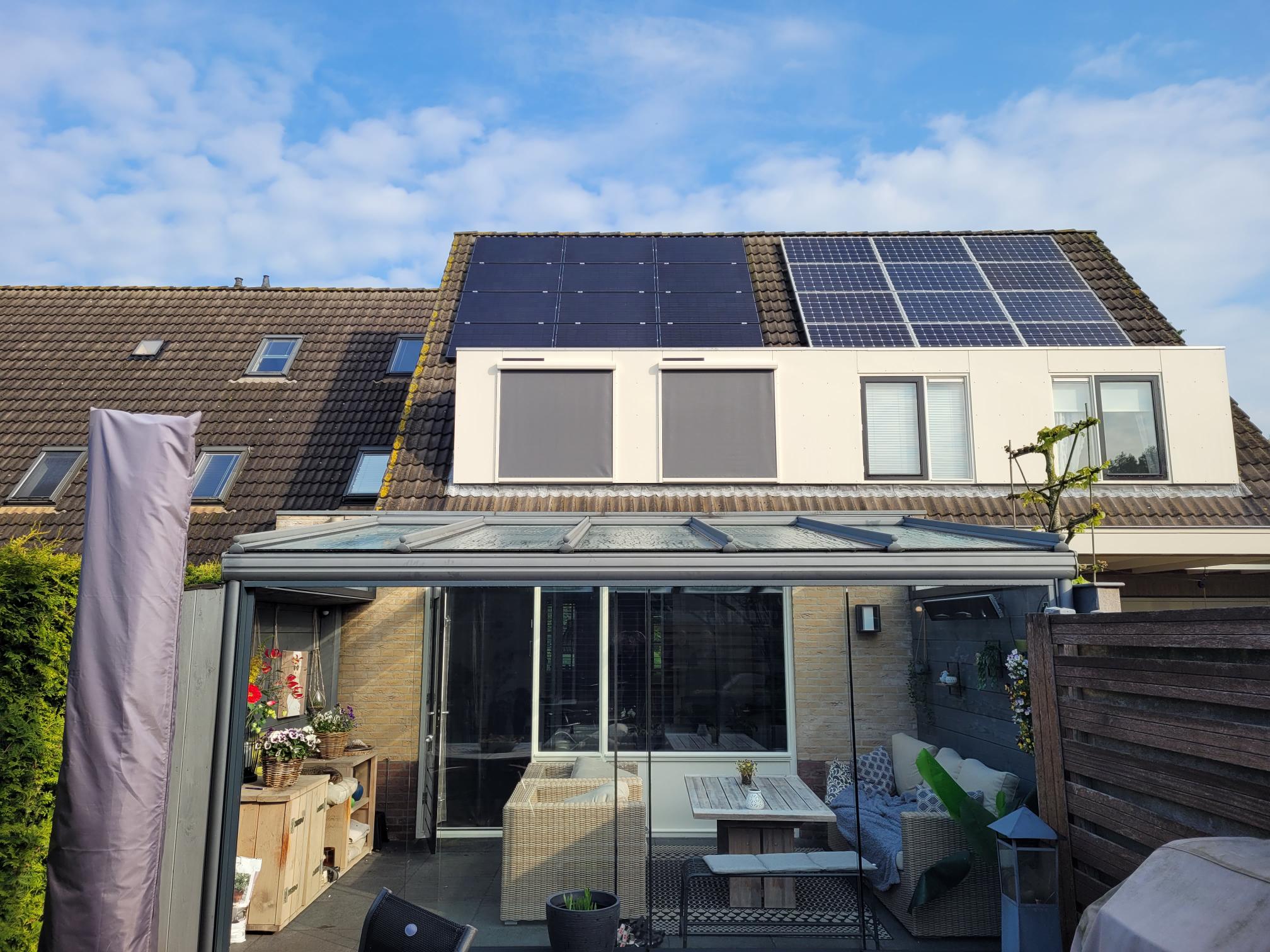 Windvaste screens creme met solar