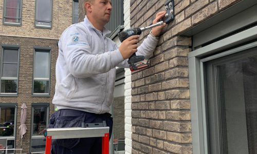 Serieus met je werk bezig zijn